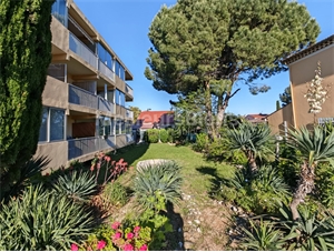 t2 à la vente -   83500  LA SEYNE SUR MER, surface 37 m2 vente t2 - UBI423398656